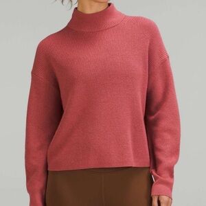 Lululemon Merino Wool-Blend Ribbed Turtleneck Sweater
Brier Rose size 4